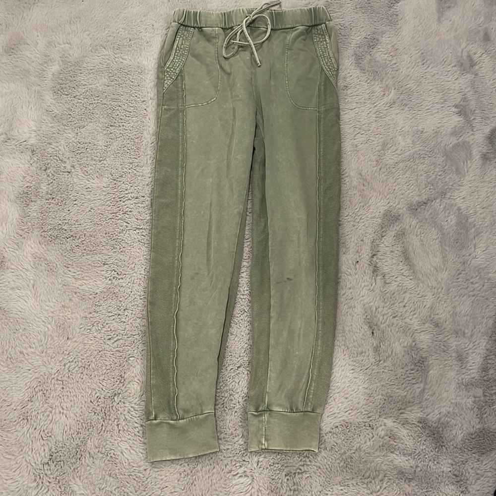 Green sweats